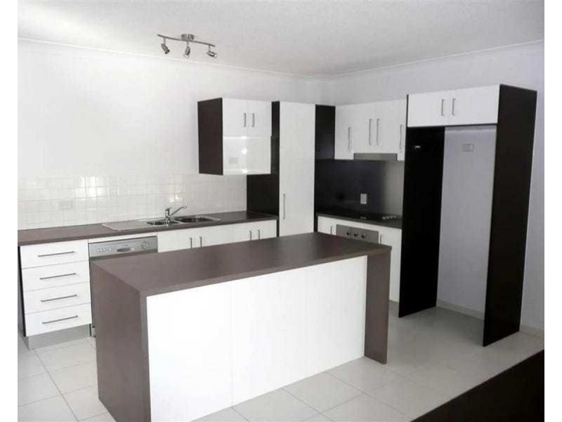 3/65 John Street, Redcliffe QLD 4020