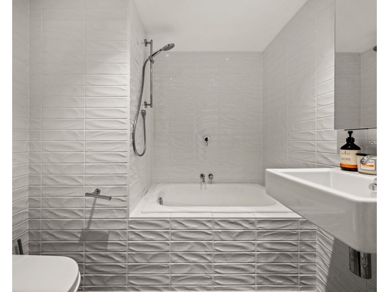 317/64 Macquarie Street, Teneriffe QLD 4005