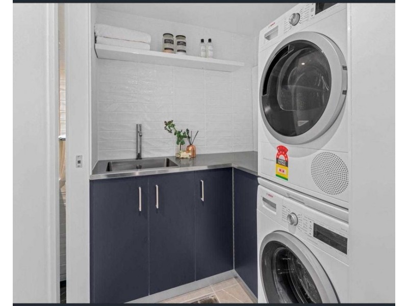 317/64 Macquarie Street, Teneriffe QLD 4005