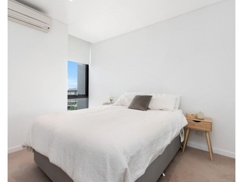 10714/320 MacArthur Ave, Hamilton QLD 4007