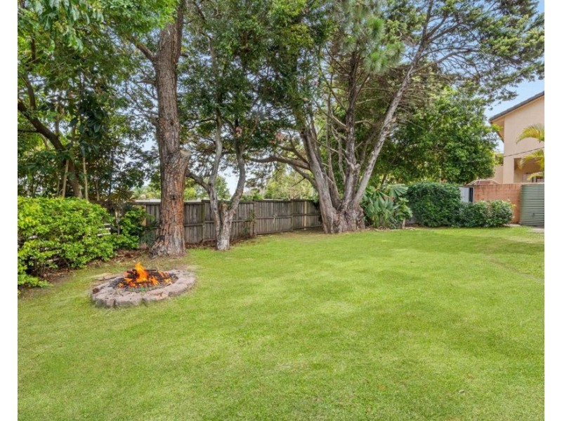 49 WARRUNGEN WAY, Ashmore QLD 4214