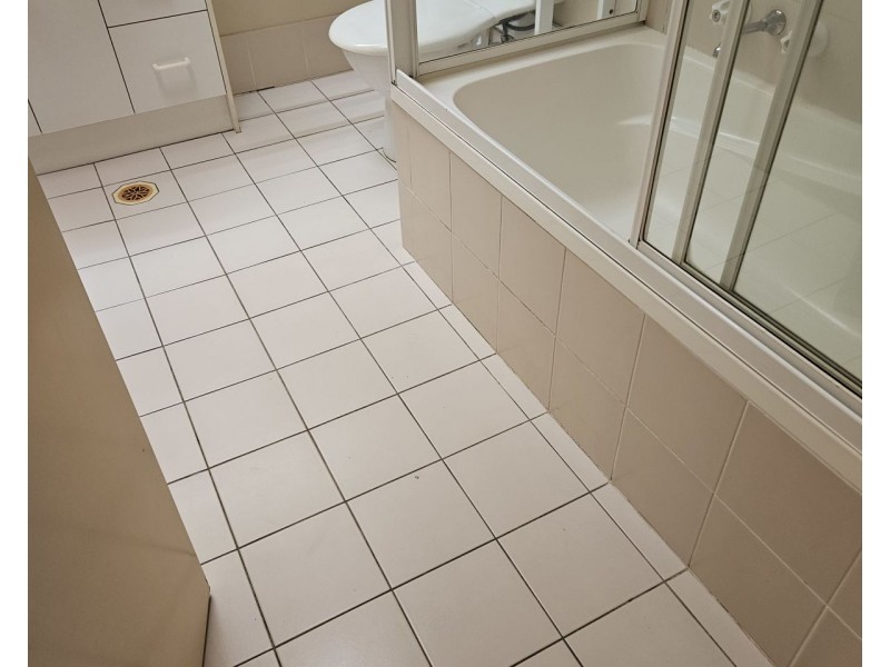 Unit 20/1 Warbler Parade, Varsity Lakes QLD 4227