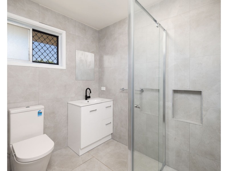 8 Tandara Street, Rochedale South QLD 4123