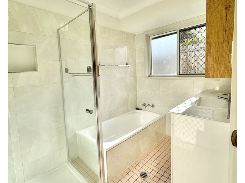 99 Mackellar Drive, Boronia Heights QLD 4124