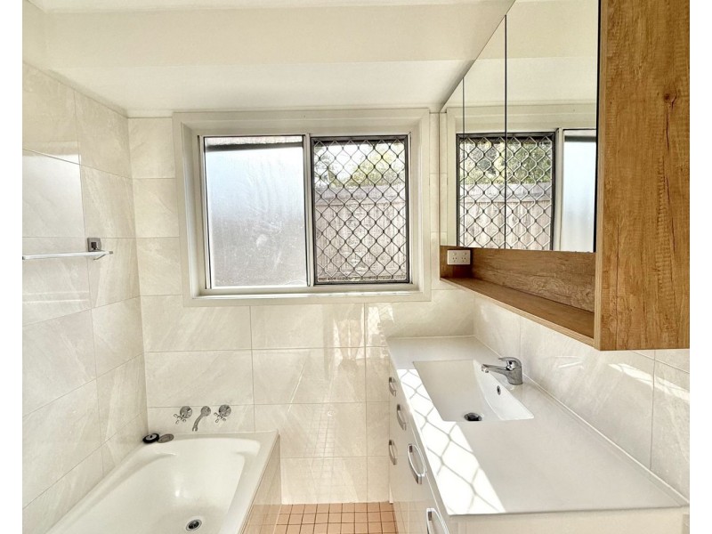 99 Mackellar Drive, Boronia Heights QLD 4124