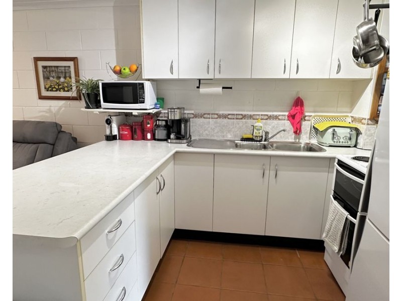 7 8 Short Street, Redlynch QLD 4870