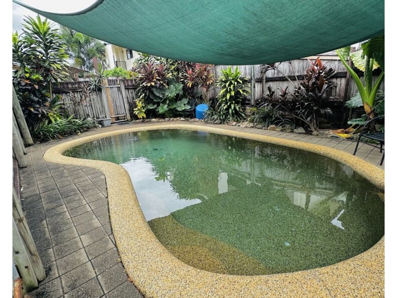 7 8 Short Street, Redlynch QLD 4870