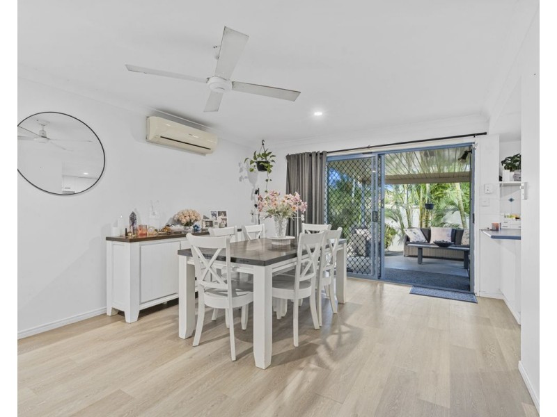 7/2 Studio Drive, Pacific Pines QLD 4211