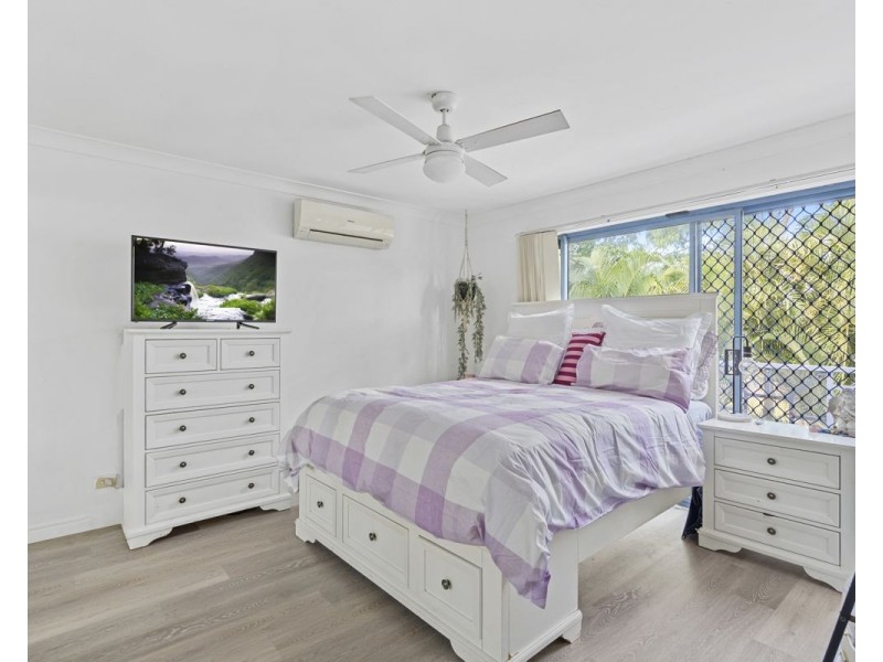 7/2 Studio Drive, Pacific Pines QLD 4211