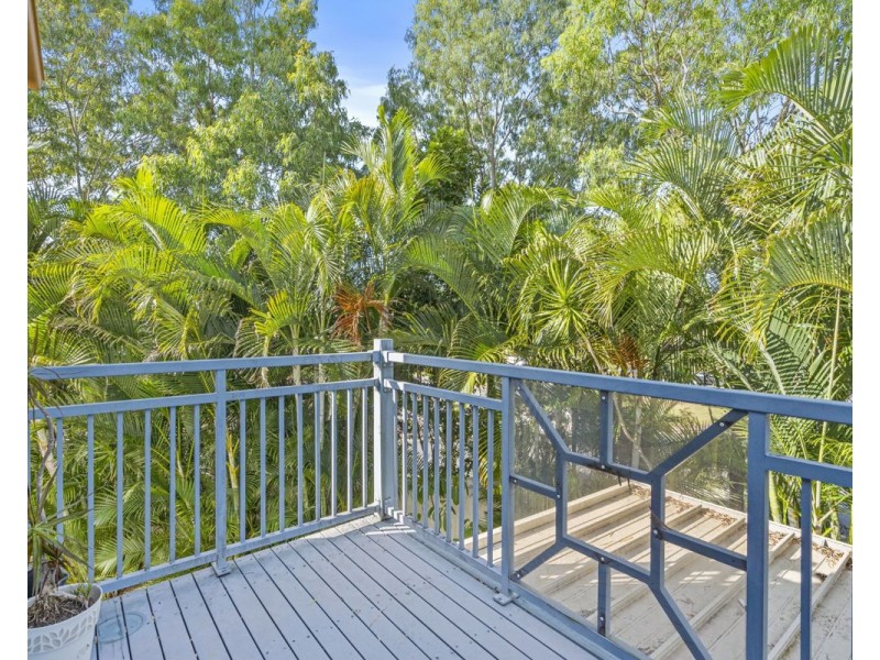 7/2 Studio Drive, Pacific Pines QLD 4211