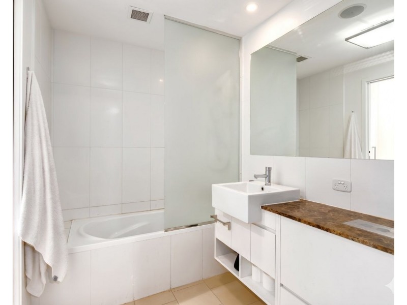 33/37 Duncan ST, West End QLD 4101