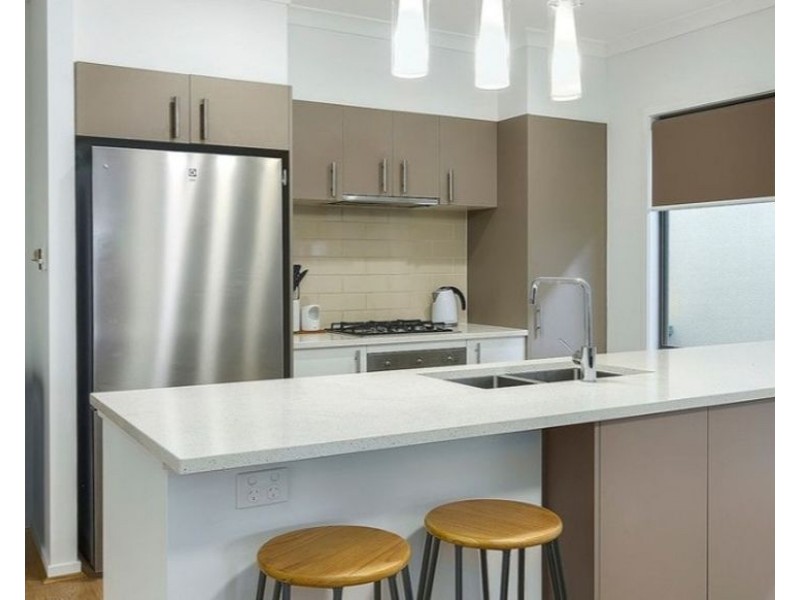 12 Moreton St, Fitzgibbon QLD 4018