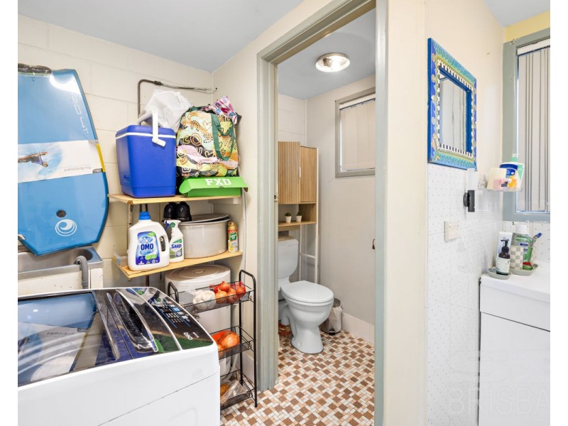 2/13F Wyndham Avenue, Southport QLD 4215