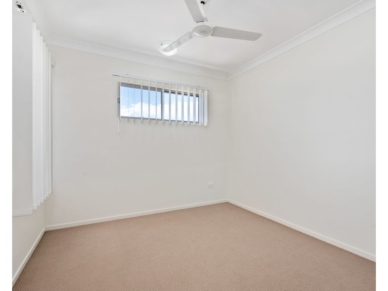 100 1 Linear Drive, Mango Hill QLD 4509