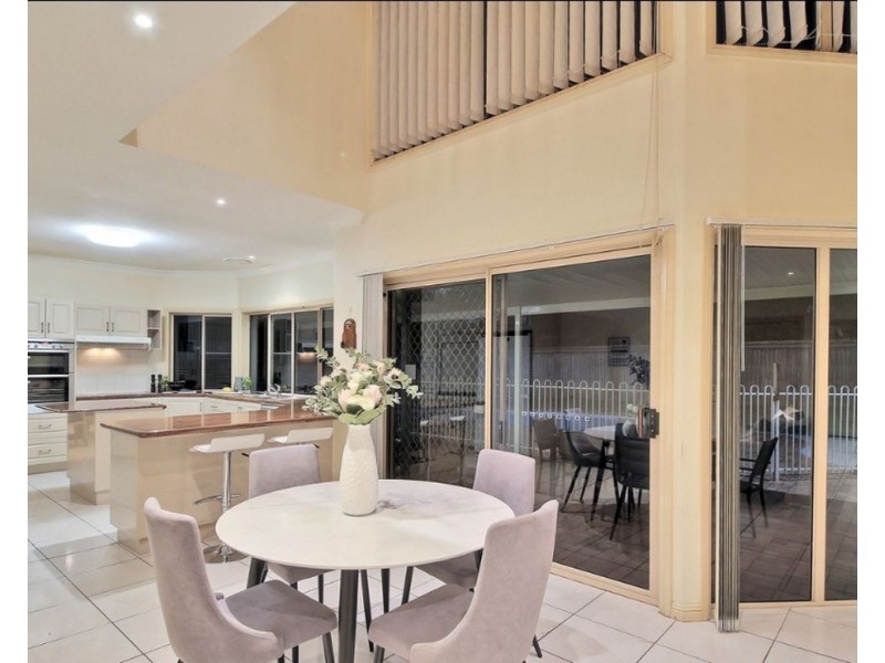 102 The Avenue, Sunnybank Hills QLD 4109