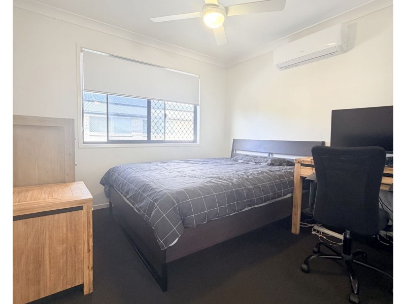 13 Mount Roberts Street, Park Ridge QLD 4125