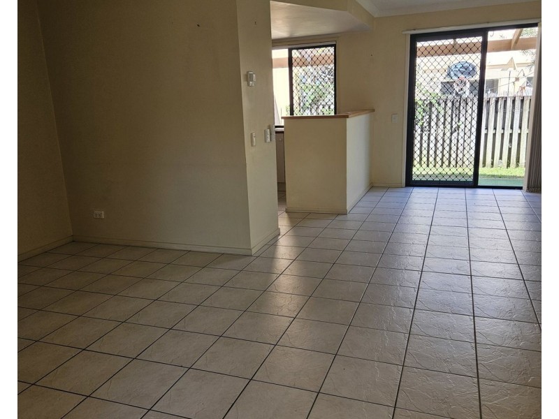 Unit 67/1 Warbler Parade, Varsity Lakes QLD 4227