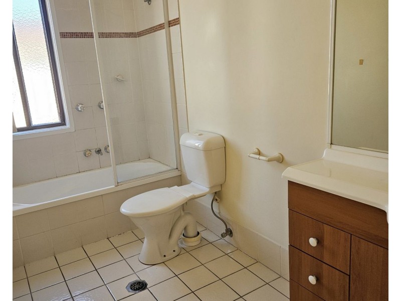 Unit 67/1 Warbler Parade, Varsity Lakes QLD 4227