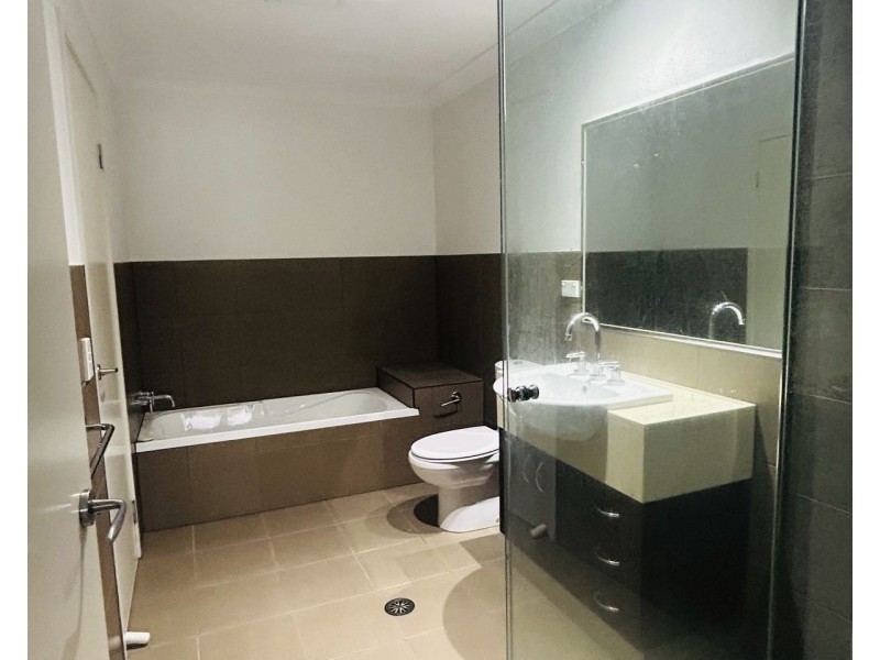 4 33 Clark Street, Biggera Waters, Biggera Waters QLD 4216