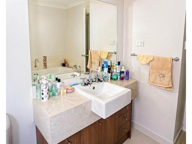 23 PLEASANT DRIVE, Redbank Plains QLD 4301