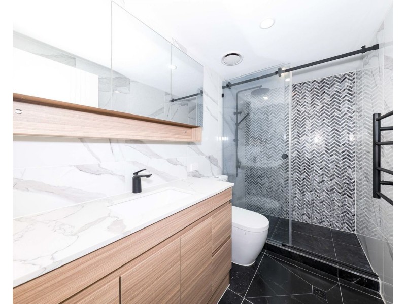 1394 56 Scarborough St, Southport QLD 4215