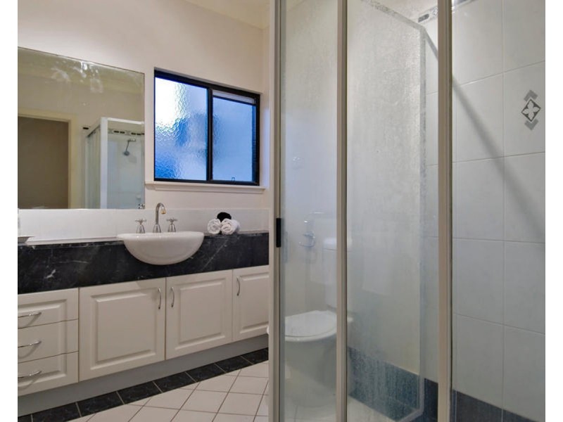 6/51 Sims Esplanade, Yorkeys Knob QLD 4878