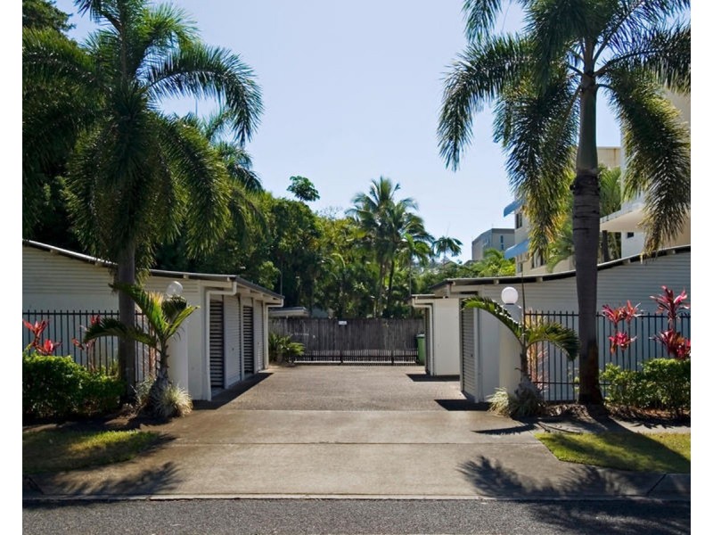 6/51 Sims Esplanade, Yorkeys Knob QLD 4878