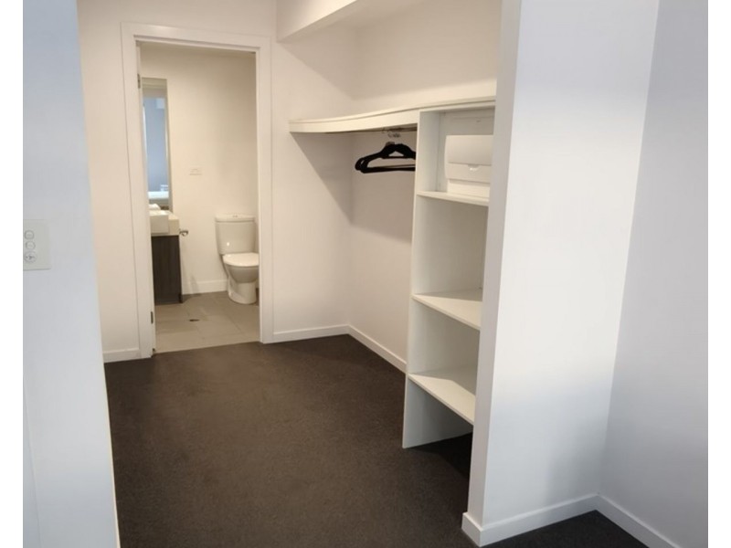 1B, 25-29 Regent street, Woolloongabba QLD 4102