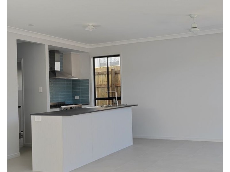 50 Carrington Circuit, Park Ridge QLD 4125