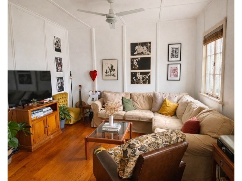 2/4 Laura street, Highgate Hill QLD 4101