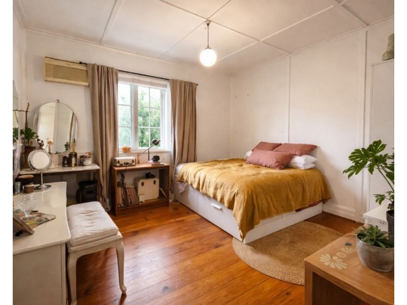 2/4 Laura street, Highgate Hill QLD 4101