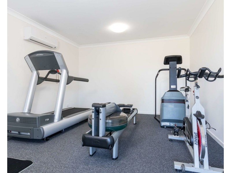 115 6 CLEARWATER STREET, Bethania QLD 4205