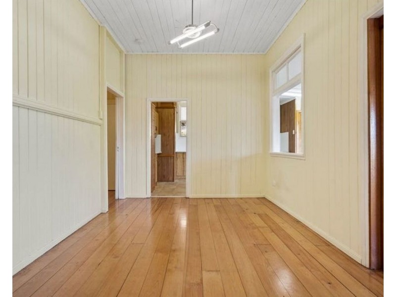 148 Sackville Street, Greenslopes QLD 4120