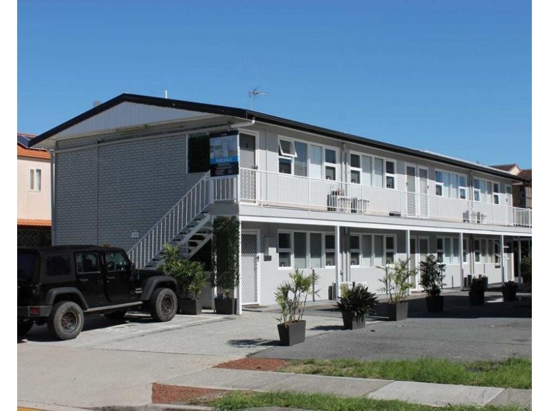 3/144 Frank St, Labrador QLD 4215