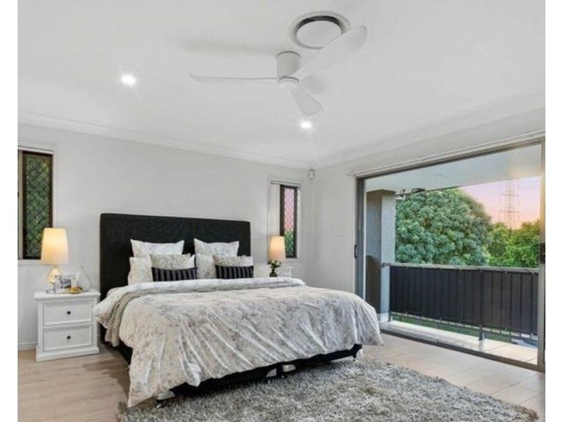 17 henderson st, Eight Mile Plains QLD 4113