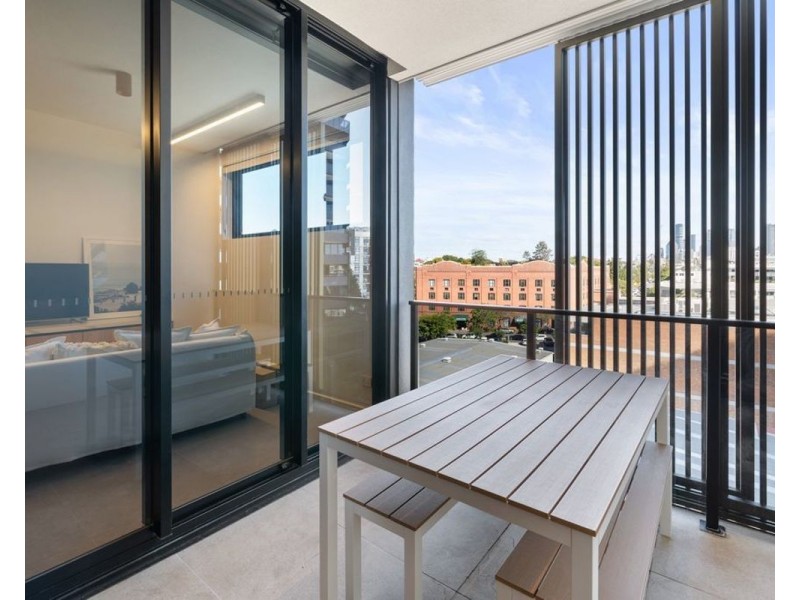 6C/31 Wyandra St, Teneriffe QLD 4005