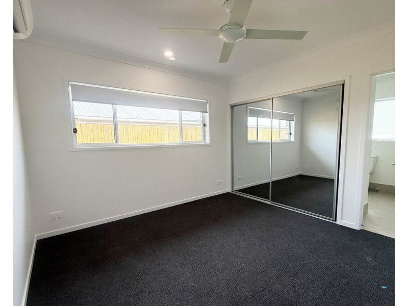 94 Barratt Drive, Greenbank QLD 4124