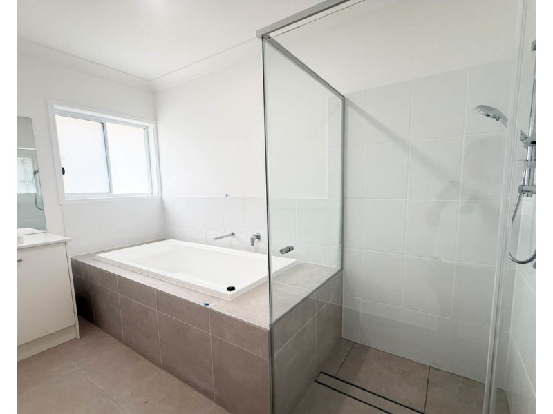 94 Barratt Drive, Greenbank QLD 4124