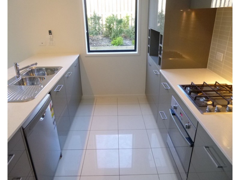 74 2 Bourton Rd, Merrimac QLD 4226