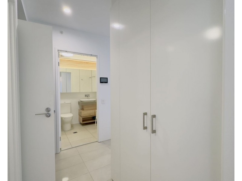 10308 16 Edmondstone Street, South Brisbane QLD 4101