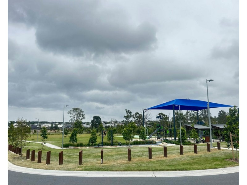 4 Fraser Street, Logan Reserve QLD 4133