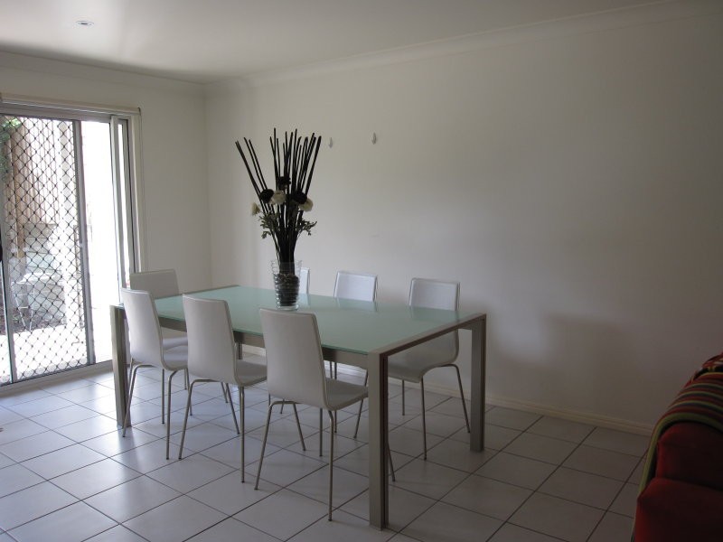3/15 San Mateo Boulevard, Eight Mile Plains QLD 4113
