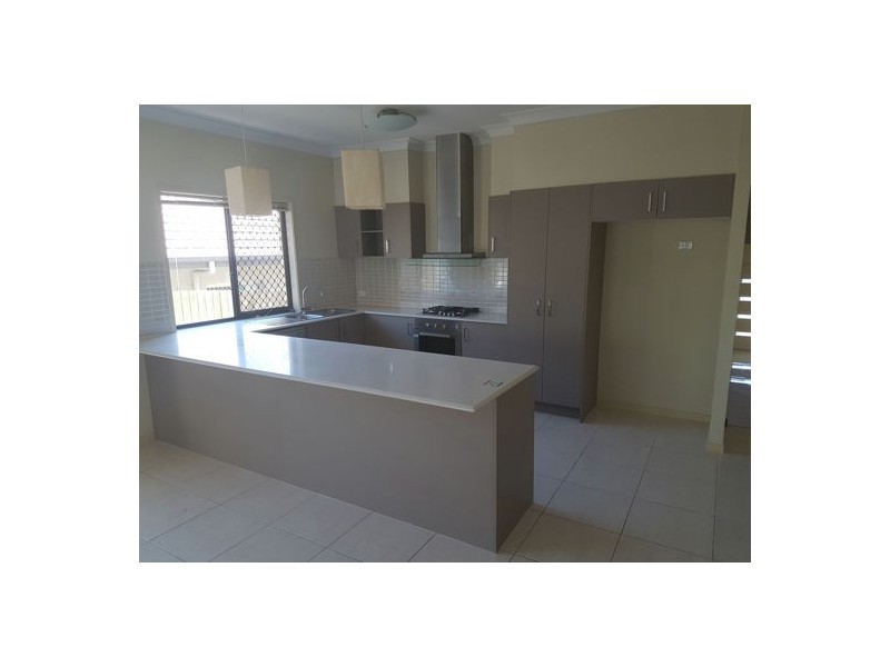 21 Inlet Lane, Springfield Lakes QLD 4300