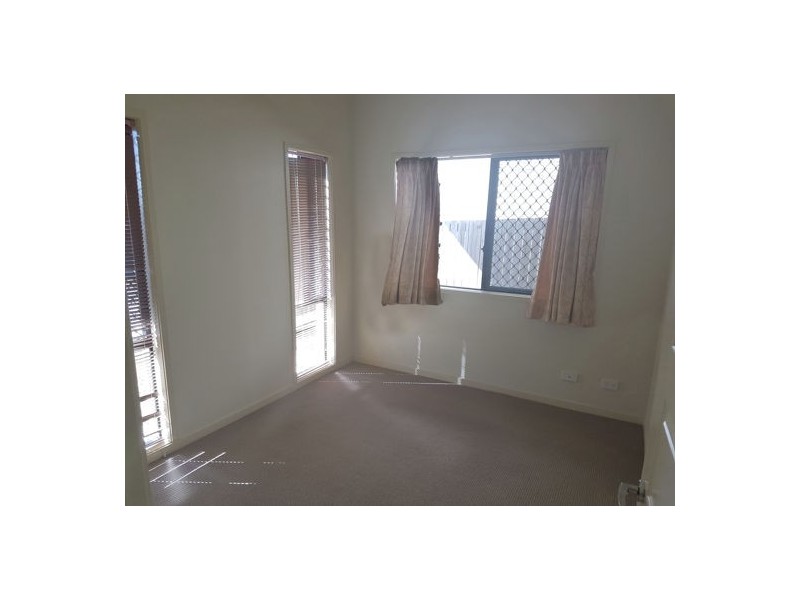 21 Inlet Lane, Springfield Lakes QLD 4300