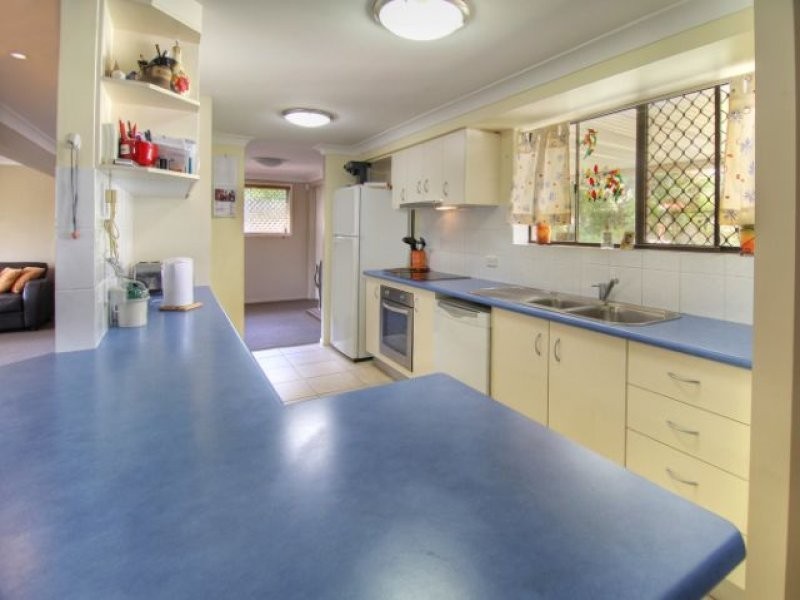 8 Manzill Street, Sunnybank Hills QLD 4109