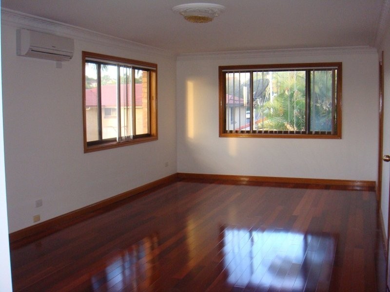 34 Estoril St, Robertson QLD 4109