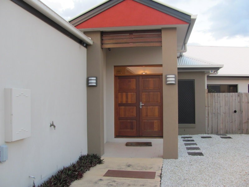 16 Elm Ct, Stretton QLD 4116