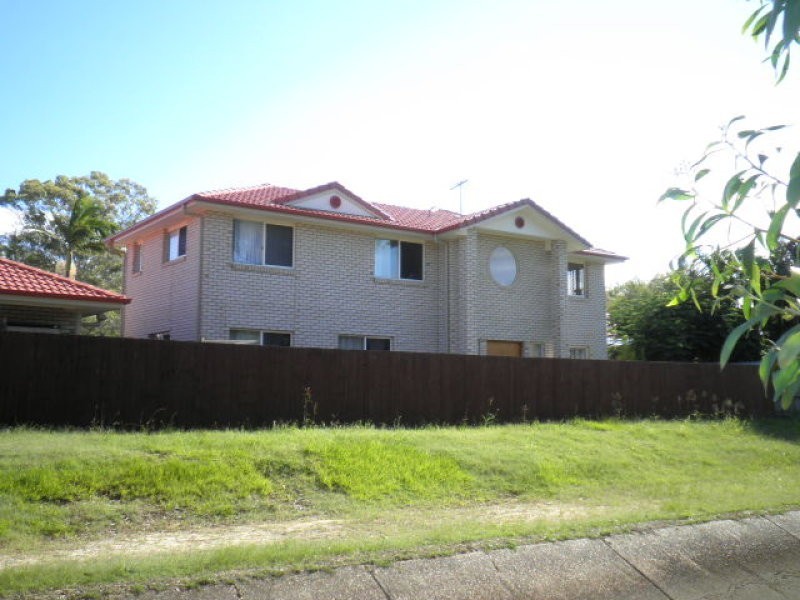 45 Grace Street, Scarborough QLD 4020