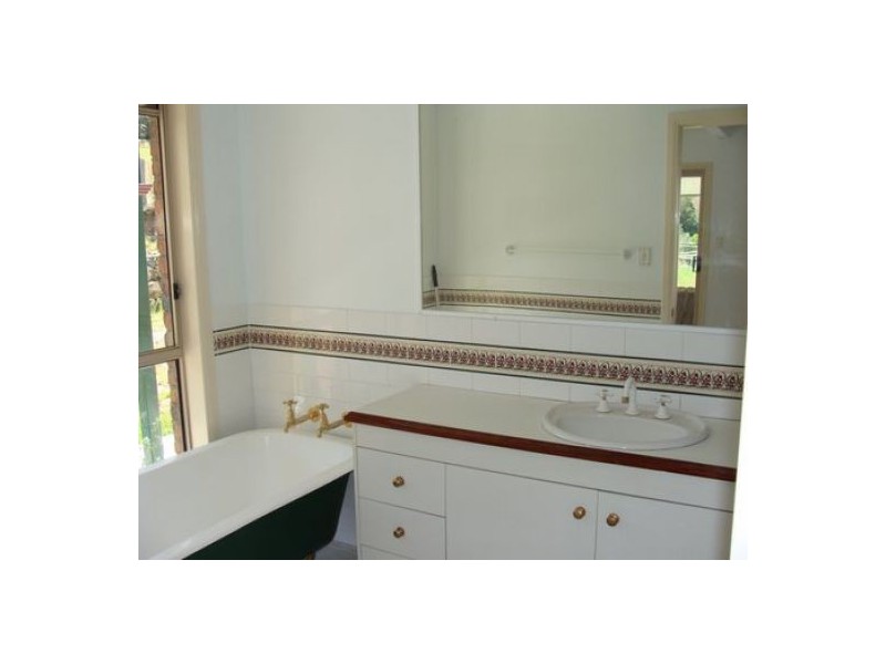 Mount Nathan QLD 4211