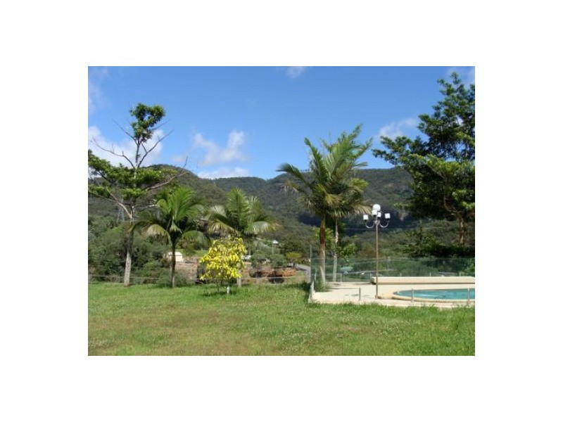 Mount Nathan QLD 4211